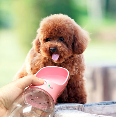 Garrafa de água dobrável portátil do cão do copo da bebida 12-20OZ para andar