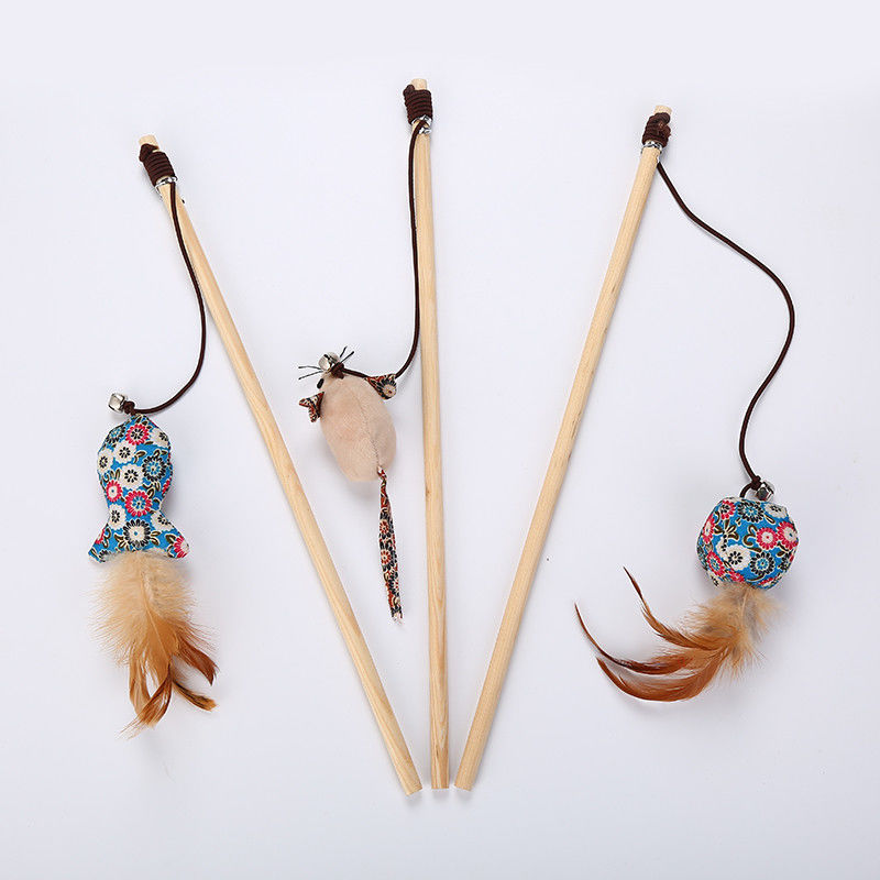 Cat Pet Toys Teaser Stick dada forma galinha com os brinquedos de madeira da pena para gatos