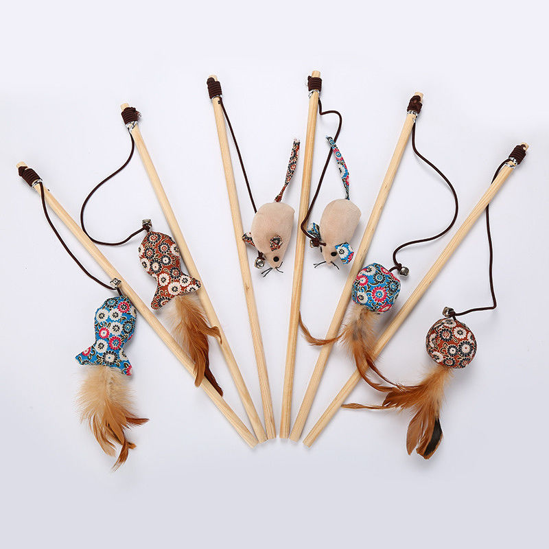 Cat Pet Toys Teaser Stick dada forma galinha com os brinquedos de madeira da pena para gatos