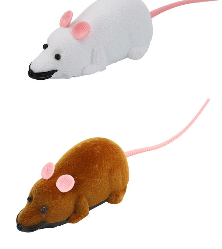 O truque do presente da novidade que joga Cat Pet Toys Wireless Remote controlou o brinquedo do rato