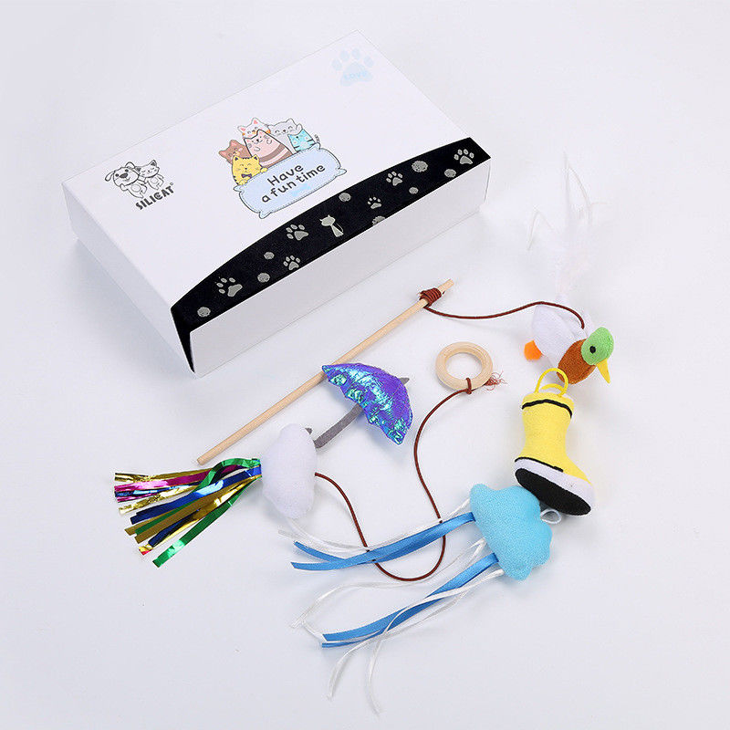 O laser interativo Cat Teaser Toy Feathers Wand classificou sapatas que vocais do luxuoso os pássaros dão forma a Cat Toy Set