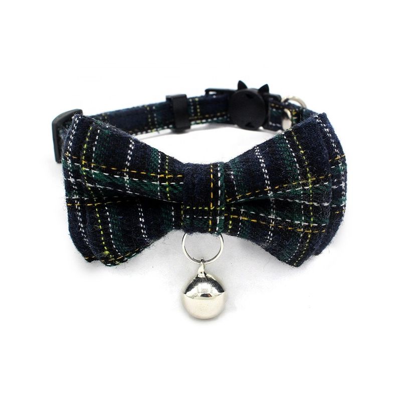 A largura escocesa do algodão de Bowtie Cat Collar Safety Buckle With Bell da tartã ajusta 13-22cm
